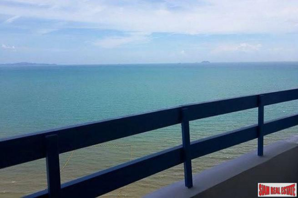 One Bedroomed Apartment In Ideal Location Overlooking The Beach - Jomtien-2