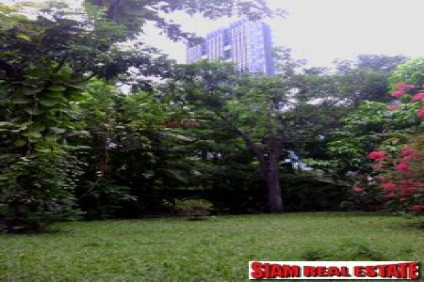 Land for sale in Suanplu, 300 meters aways from Sathorn Road-2