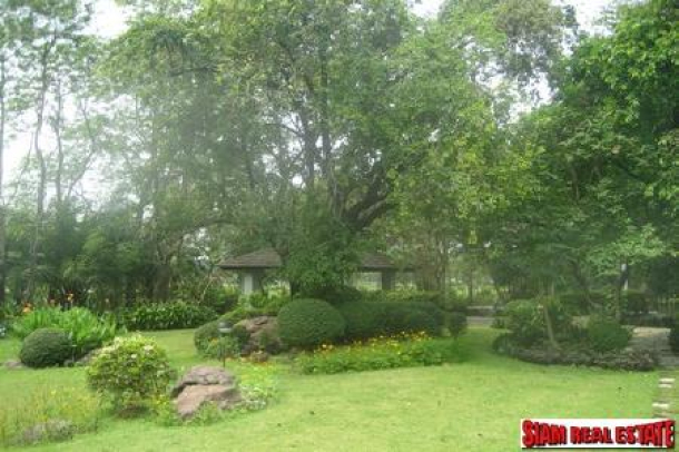 Land for sale in Green Valley Golf Course - Bangna-Trad Rd. (km.15), near Suvarnabhumi Airport-5
