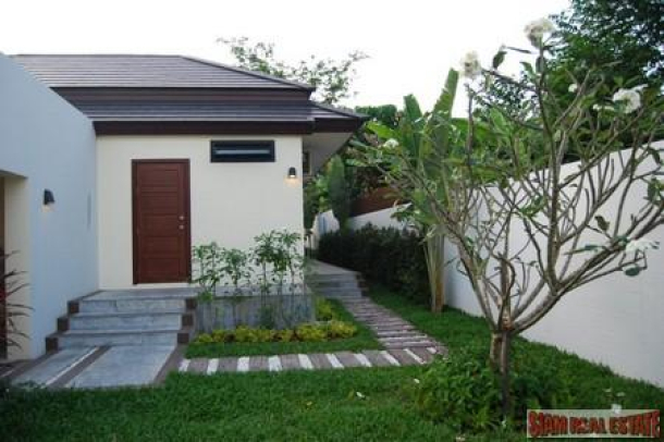 Beautifully Designed Three Bedroom House with Pool in Pa Klok-3