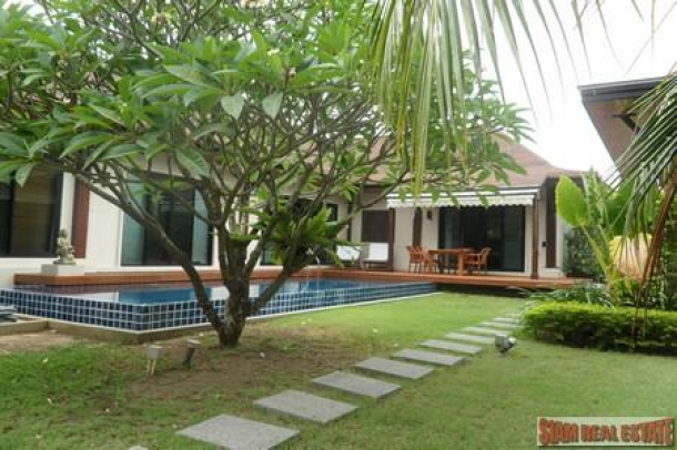 Tropical Three Bedroom Pool Villa in Nai Harn for Holiday Rental-14