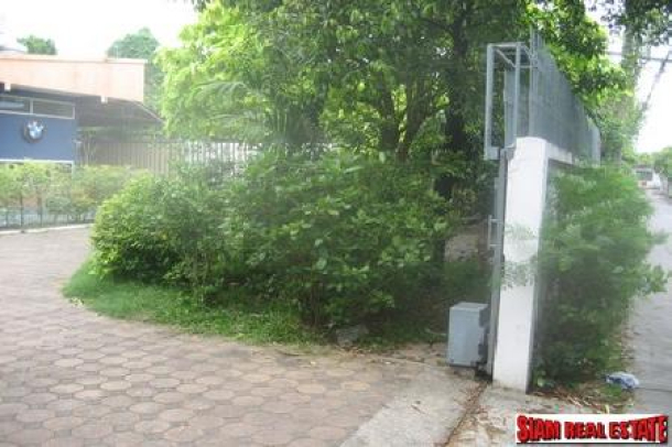 Land plot for sale on Chuaplerng, Rama IV Road.-9