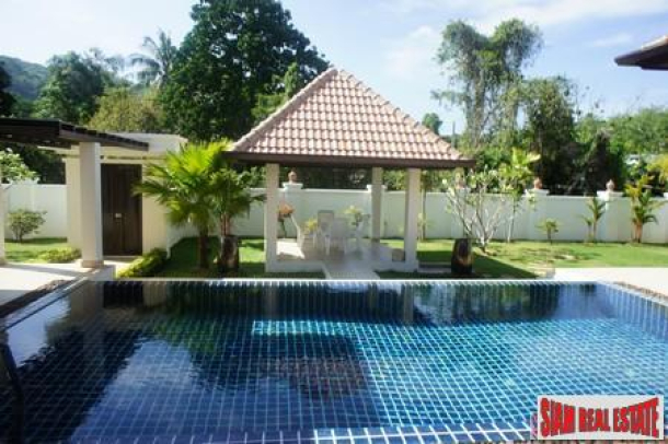Private Three Bedroom Villa with Swimming Pool in Chalong-6