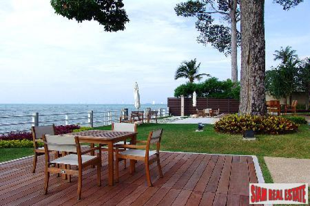 Fabulous Seaview Studio Condo in Popular Pattaya Estate-8