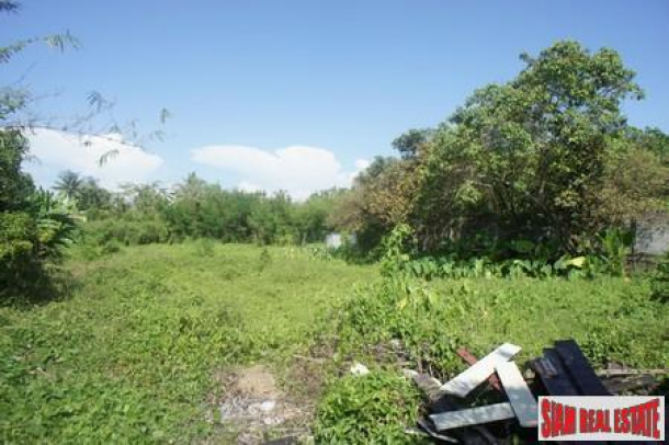 Four Plots of Land Totalling 2,664 Sq.m. in a Peaceful area of Chalong-2