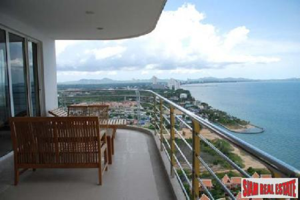 Two to Three Bedroom Superior Units With No Expense Spared - Na Jomtien-8