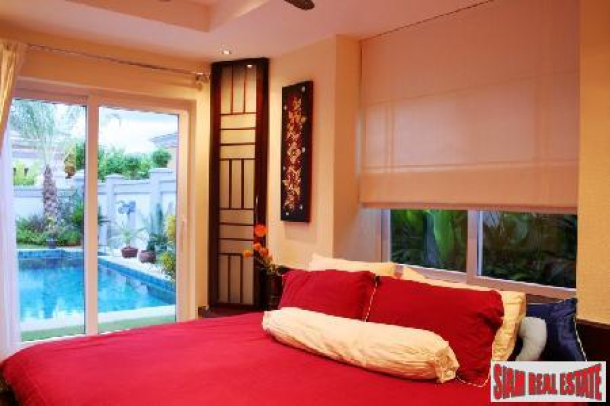 One  to Two Storey Villa Style Houses Overlooking The Bay Of Pattaya-10