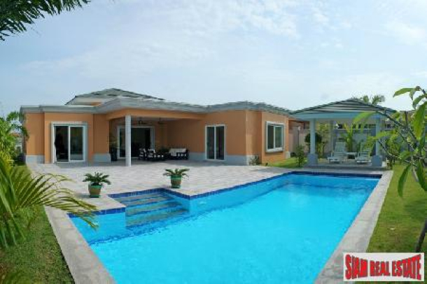One  to Two Storey Villa Style Houses Overlooking The Bay Of Pattaya-6