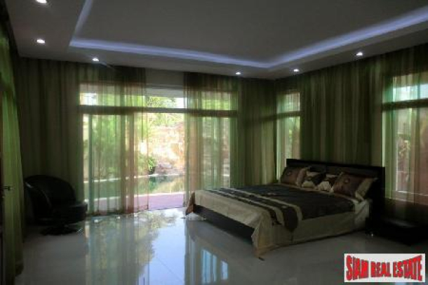 Fabulous House With Swimming Pool At A Discounted Price in East Pattaya-6