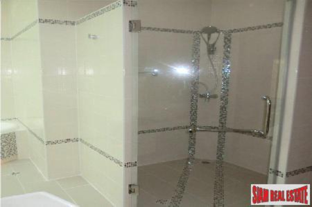 Fabulous House With Swimming Pool At A Discounted Price in East Pattaya-8