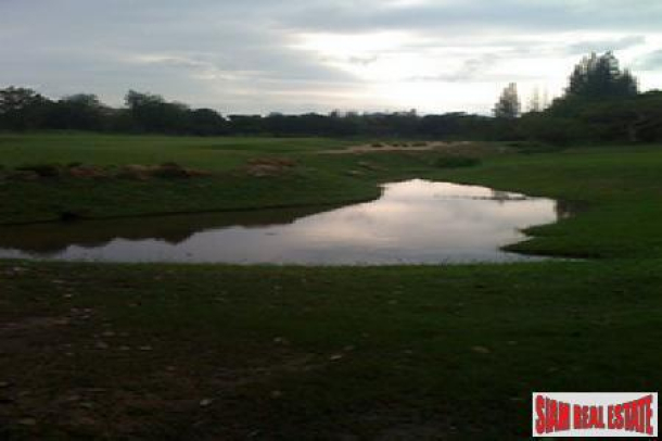 Over 2 Rai of Hua Hin Land in an Exclusive Golf Estate-3