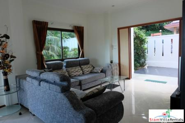 Spacious Three Bedroom House with Private Swimming Pool in Kathu-5