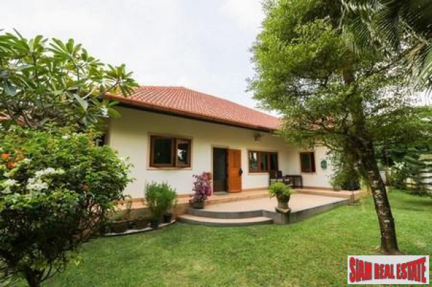 Spacious Four Bedroom House with Pool and Guesthouse in Rawai-11