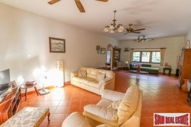Spacious Four Bedroom House with Pool and Guesthouse in Rawai-4