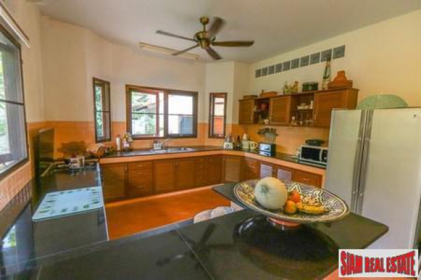 Spacious Four Bedroom House with Pool and Guesthouse in Rawai-5
