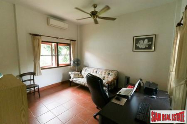 Spacious Four Bedroom House with Pool and Guesthouse in Rawai-8