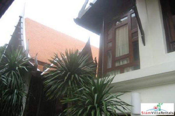 Baan Sukjai | Four Bedroom Thai Traditional House with in-house Swimming Pool near Thonglor BTS.-17