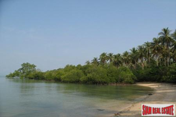 9 Rai of Beachfront Land on an Exclusive Koh Yao Noi Headland-1