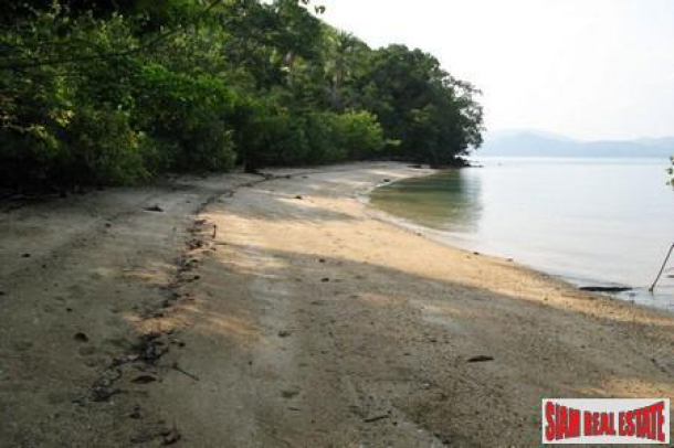 9 Rai of Beachfront Land on an Exclusive Koh Yao Noi Headland-7