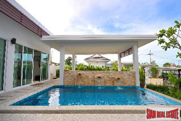 Contemporary Pool Villas Close to the Beach and Golf Courses in South Hua Hin-3