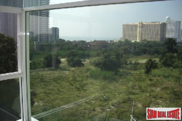 Corner Unit Available With Uninterrupted Sea Views - North Pattaya-9