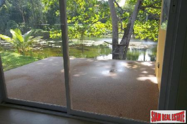 Comfortable Two Bedroom House with Communal Pool in Rawai-18