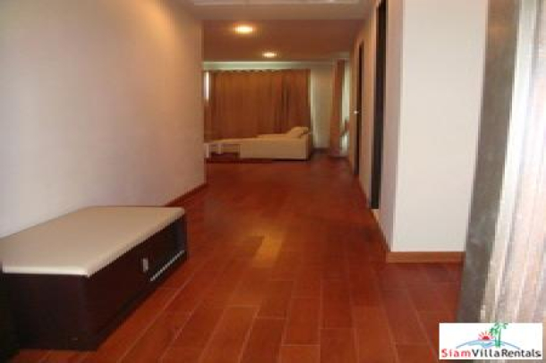 The Address | City View 2 Bedroom, 2 Bathroom Condominium for Rent on 12th Floor Close to BTS Chit Lom Station-3