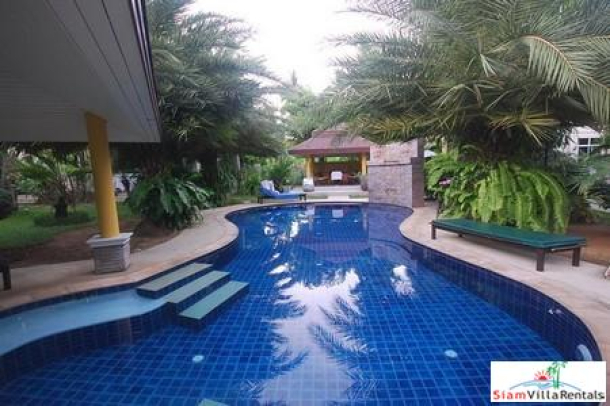 Tropical Two Bedroom Villa in Small Resort in Nai Harn-12