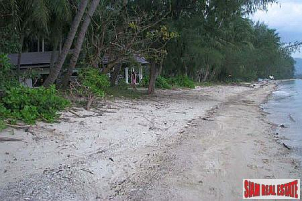26 Rai of Beachfront Land in an idyllic location on Koh Phangan-4