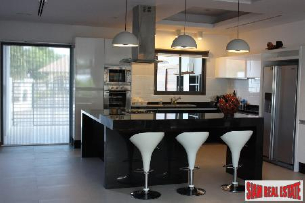 Brand New Contemporary Pool Villa with 2-3 Bedrooms in Nai Harn-18