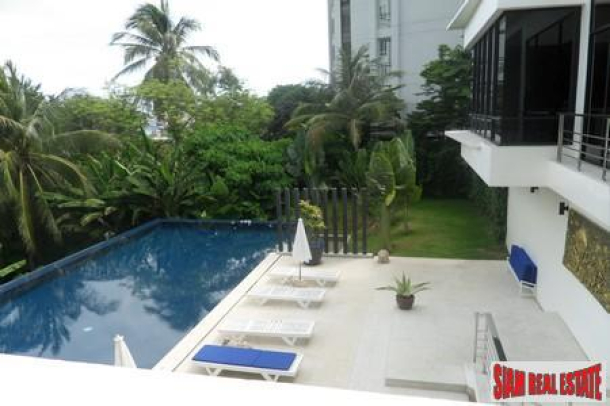 Karon Hills | Chic One Bedroom Apartment in a Tropical Karon Development-1
