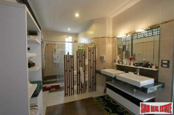 Uniquely Designed Three Bedroom Pool Villa in Rawai-11