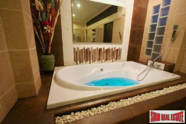 Uniquely Designed Three Bedroom Pool Villa in Rawai-14