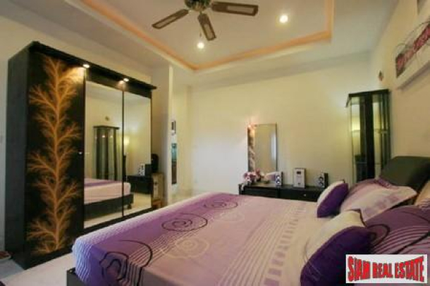 Uniquely Designed Three Bedroom Pool Villa in Rawai-15