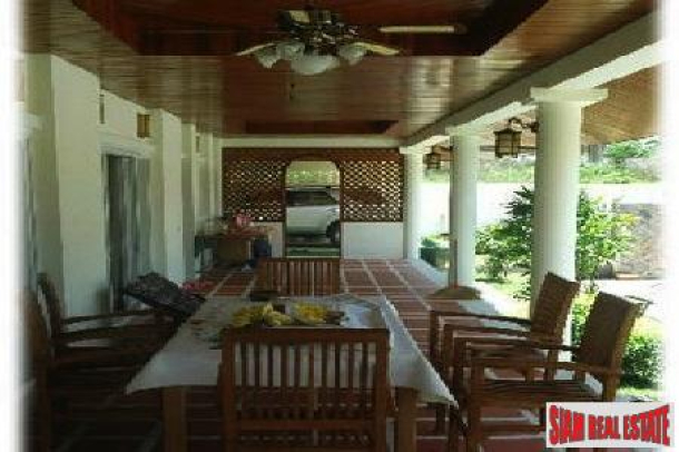 Modern Four Bedroom House with Private Swimming Pool and Large Garden in Rawai-5