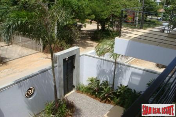 Contemporary Three Bedroom House with Private Pool and Sea View in Rawai-12