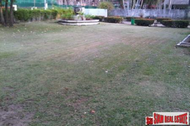 Land plot for sale on Chuaplerng, Rama IV Road.-3