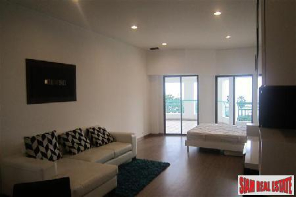Condominium Apartment For Long Term Rental On The 4th Floor - Jomtien-5