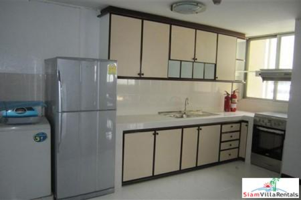 RENTED Great view on 9th floor condo for rent in Sukhumvit 63, Ekkamai Sky train Station-7