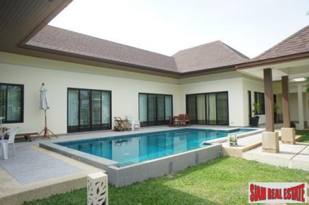 Private Pool Villa with Three Bedrooms in a Quiet Area of Rawai-1