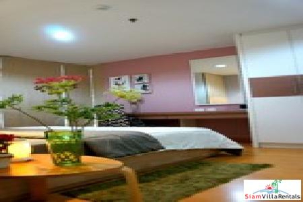 Serene Place | Two Bedroom Condo for Rent on Sukhumvit 24 & Close to The Emporium, BTS and Expressway-6