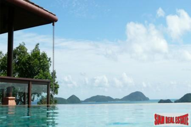 New Breathtaking Four Bedroom Villas with Two Private Swimming Pools in Cape Panwa-3