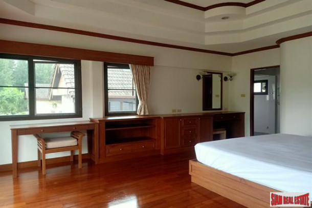 Chuan Chuen Village | Lakeview Four Bedroom House in a Peaceful Area of Koh Kaew-19
