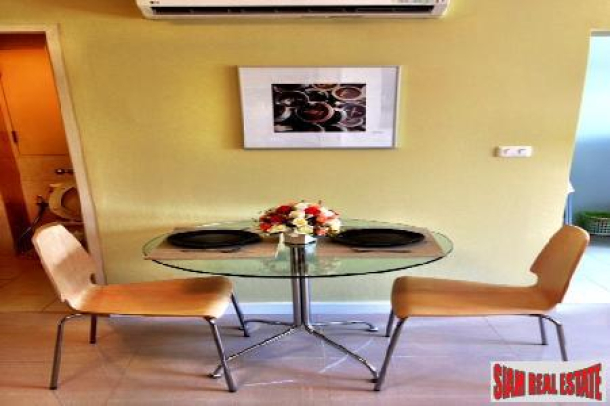 Low rise condominium for sale, furnished, on Sukhumvit 40, around 300 m. from Thonglor BTS Station-2