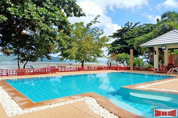 Beachfront Three Bedroom Pool Villa for Rent in Rawai-2