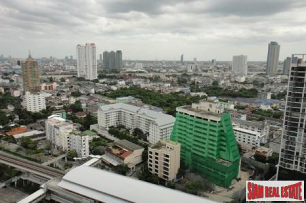 Stylish & Modern Condo for Sale, fully furnished one bed on 28th floor at Hive at Sathorn, Krung Thon Buri Road-7