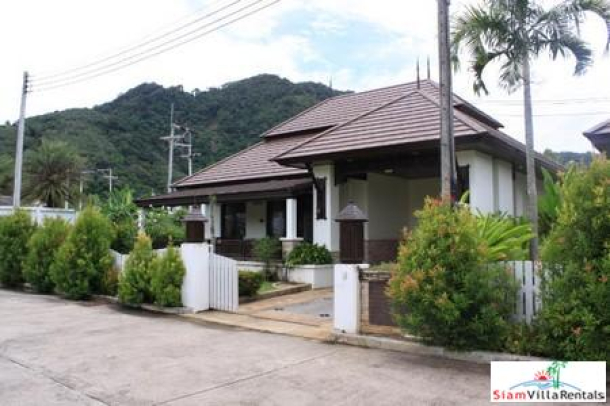 Nathong House | Contemporary Thai Style Villa with Three Bedrooms and Good Facilities-3