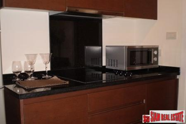Condo for sale, 2 bedrooms, 2 bathrooms, fully furnished on 5th floor at Wind, Sukhumvit 23, Near Asoke-4