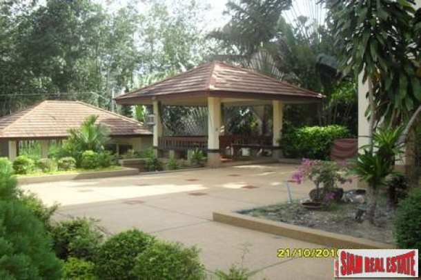 Grand Five Bedroom Family Home with Pool in Cherng Talay-17