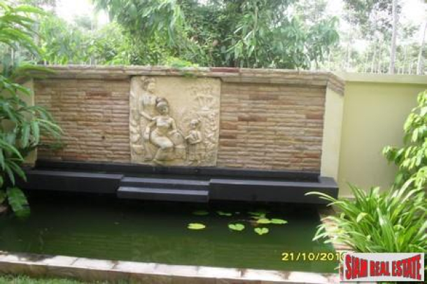 Grand Five Bedroom Family Home with Pool in Cherng Talay-18